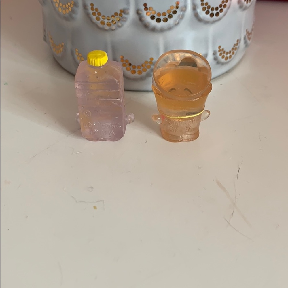 Shopkins 🌼 - Picture 2 of 2